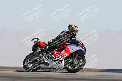 media/Dec-01-2025-Moto Forza (Mon) [[2daa91e15f]]/2-Intermediate Group/Session 2 Turn 9 Entry/